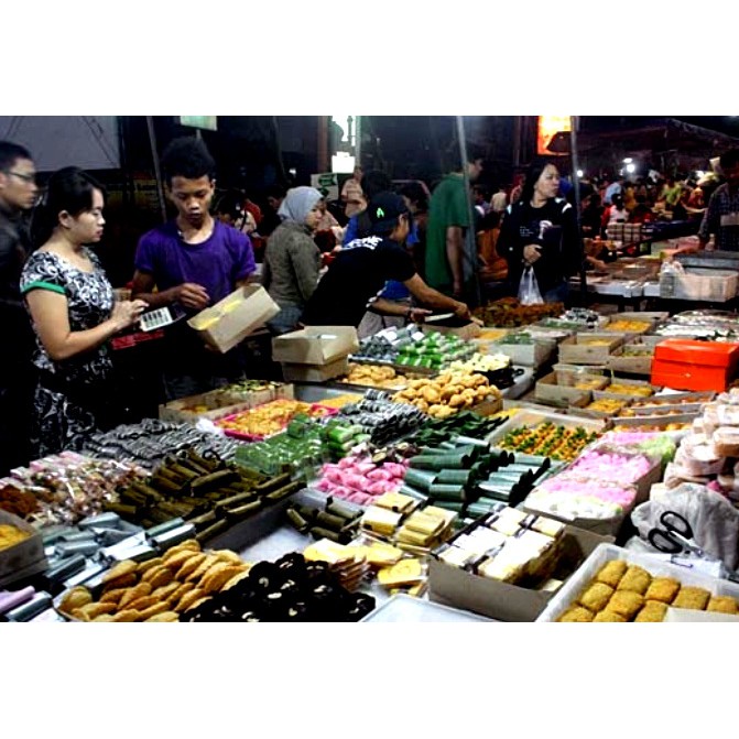 Kue Subuh Pasar Senen / Kue Basah / Jajanan Pasar Senen / Kue Tradisional / Kue Tampah / Kue Kering