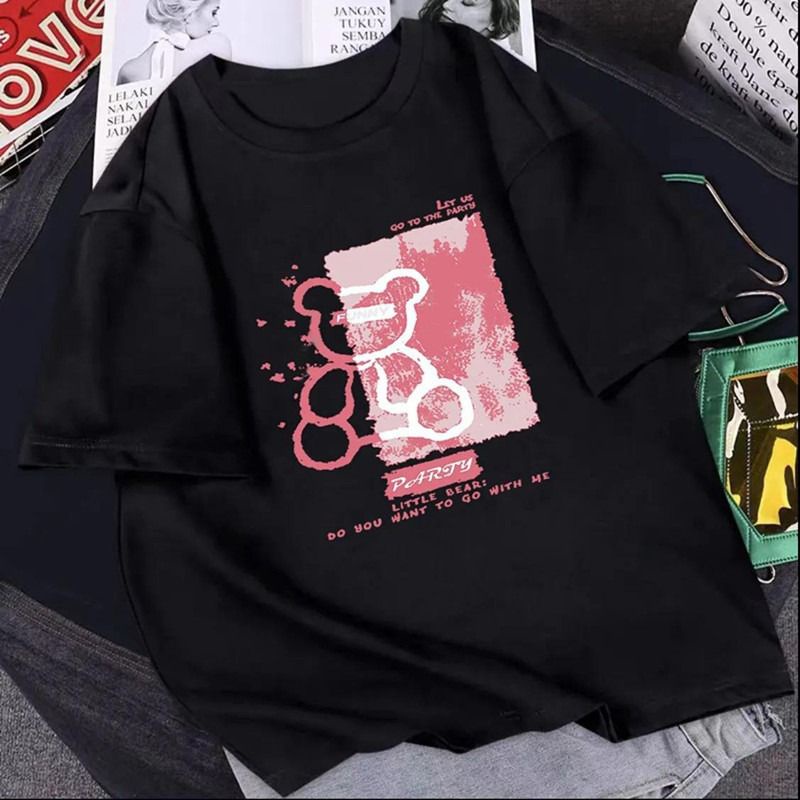 [littlecrab] Kaos Oversize Teddy Bear Funny Let Us Go To The Party Two Tone Hitam Putih Pink Kaos Tumblr Tshirt Lucu Gambar Beruang Imut Lucu T-shirt Little Bear Berkualitas Korean Style