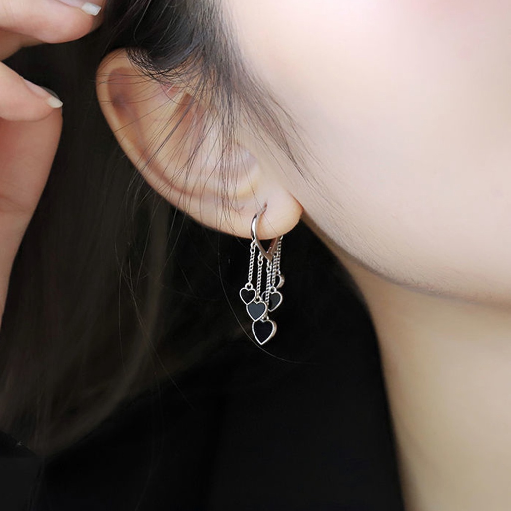 Hu Hu Hu Hu Hu Alat Bantu Pasang Kacamata♡ 1 Pasang Anting Juntai Bentuk Hati Warna Hitam Untuk Wanita