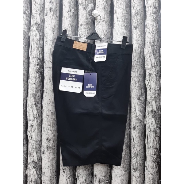 celan pendek pull&bear