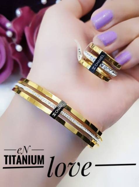 Titanium set perhiasan 2905k