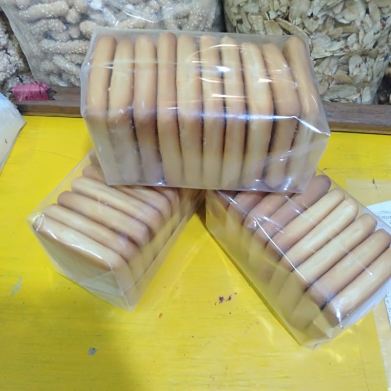 

kabin susu 250 gr /roombuter gurih asin manis /Biskuit kabin /curah timbangan snack kiloan