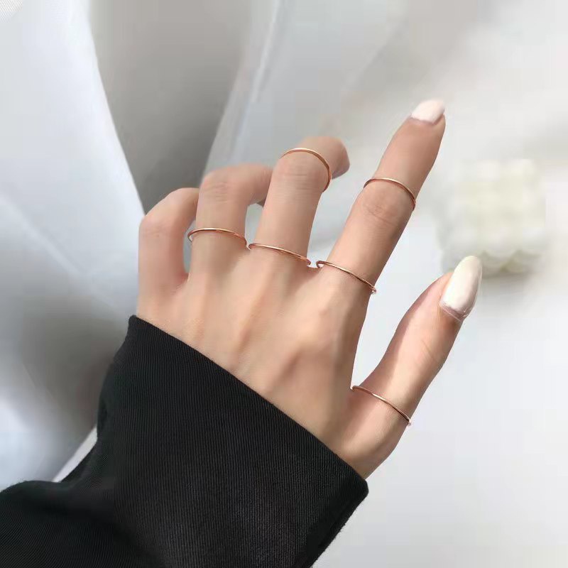 5 Pcs Cincin Titanium Steel Polos Tipis Elegan Untuk Wanita - Cincin Pertunangan / Pernikahan Bahan Titanium Steel