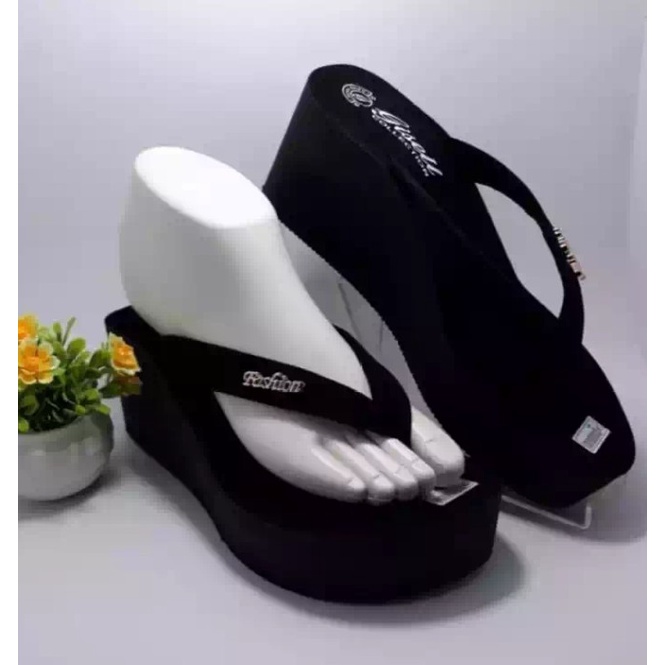 sandal wedges wanita fashion