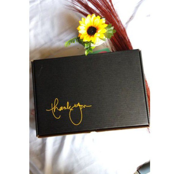 

Box Baju 35,5x25x4,5 cm LS Kardus /Karton/Polos/Pizza/Hampers/kaos