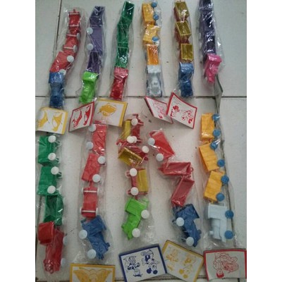 kereta mainan dari plastik
