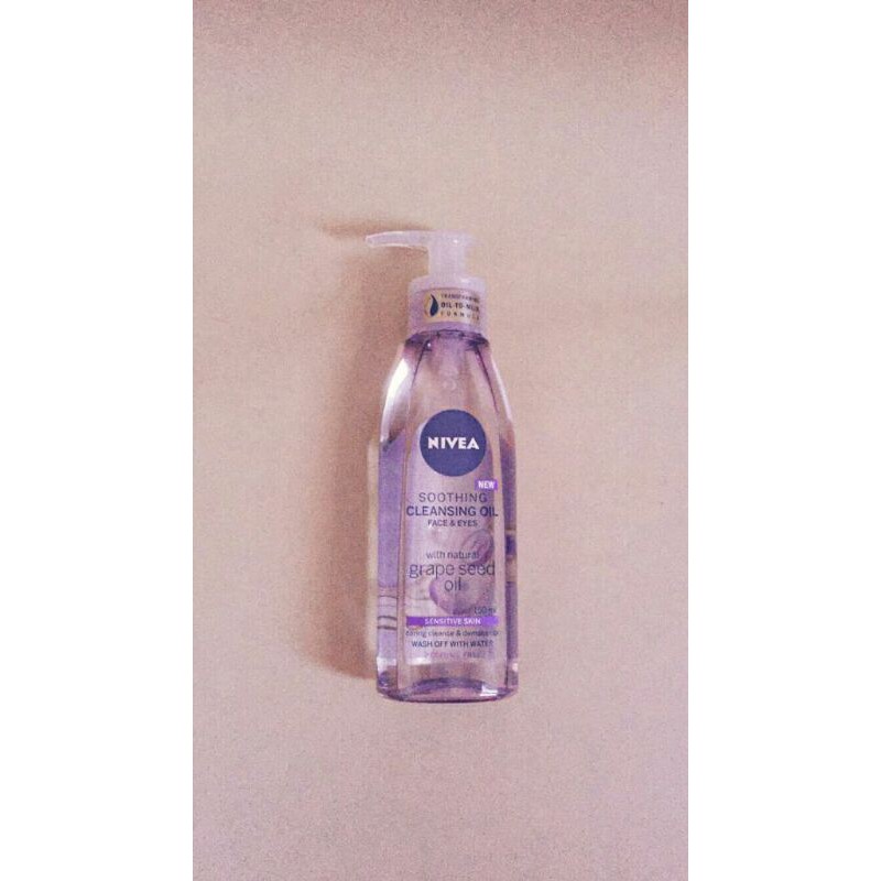 (PRELOVED) Nivea Soothing Cleansing Oil Face & Eyes Grape Seed Oil 