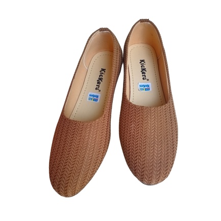 Sepatu Flat Wanita Warna Salem