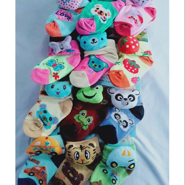 Kaos kaki boneka harga per 3 pasang