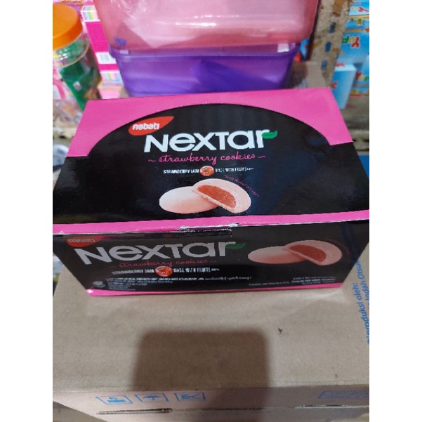 Nabati Nextar STRAWBERRY STROBERI 1 BOX ISI 10 PCS