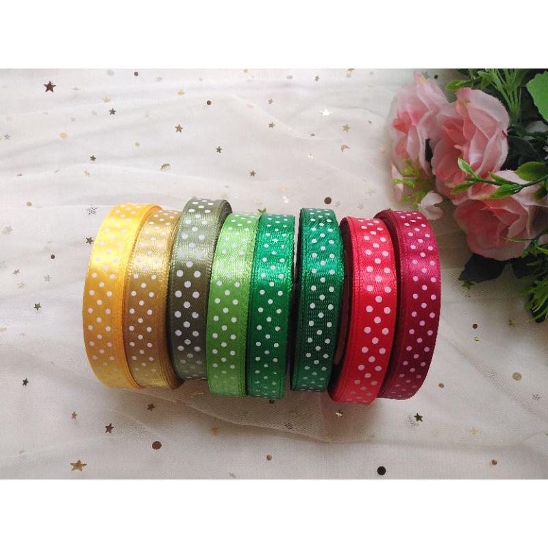 

Pita satin motif dot 1.2 cm rol 20.yard