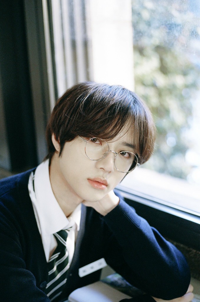 Gorden Rumbay Motif Polkadot