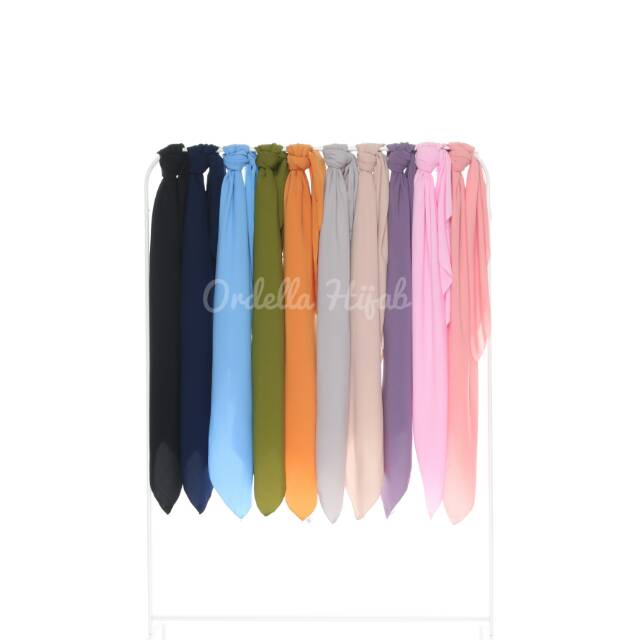 Kerudung segi empat wolfis / jilbab wolfis 130cm / jilbab wolfis jumbo / hijab wolfis / hijab square