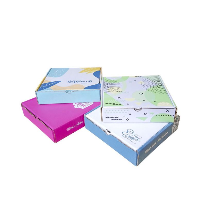

Dus Serbaguna 21x21x5cm Kotak Kardus hampers idul fitri souvenirs happy birthday
