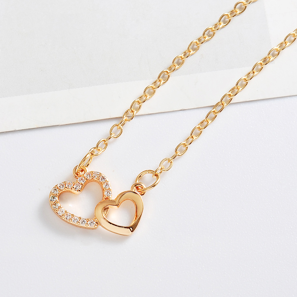 Fashion Cinta Ganda Wanita Kalung Rantai Klavikula Berbentuk Hati Berlian Fashion Korea Hari Valentine / Hadiah Ulang Tahun Untuk Pacar