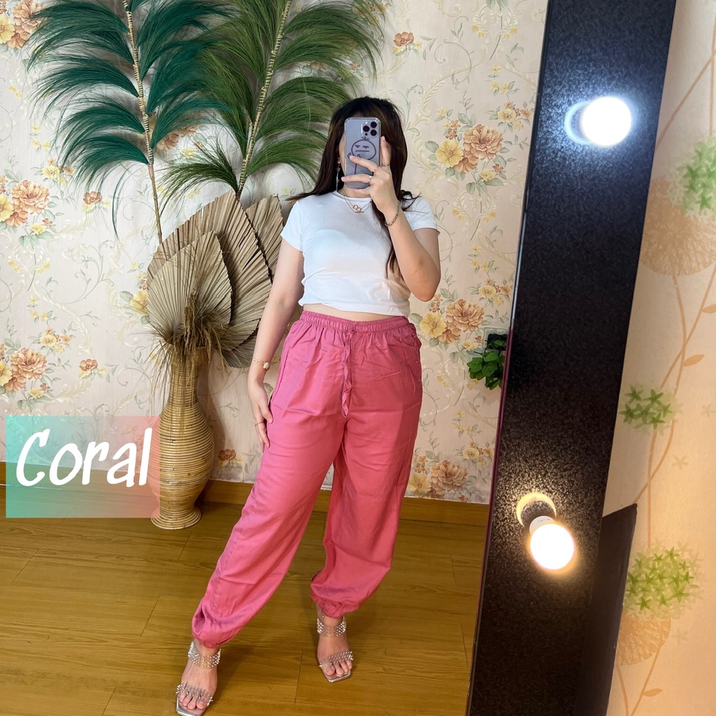 NCDY DAILY PANTS CELANA JOGER PANJANG JOGGER WANITA RAYON JUMBO CELANA SANTAI CELANA PANJANG UNIQLO CELANA KULOT WANITA KEKINIAN CELANA SANTAI RAYON PREMIUM DAILY WEAR SET KAOS POLOS CROP TEE CROP TOP TERMURAH DISKON BISA COD BEST SELLER CELANA JUMBO-Pants coral