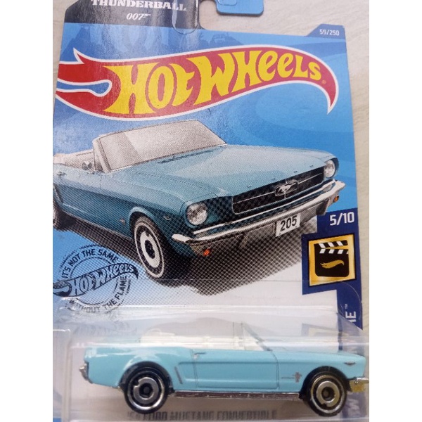 Hot Wheels Ford Mustang Convertible 65 Biru