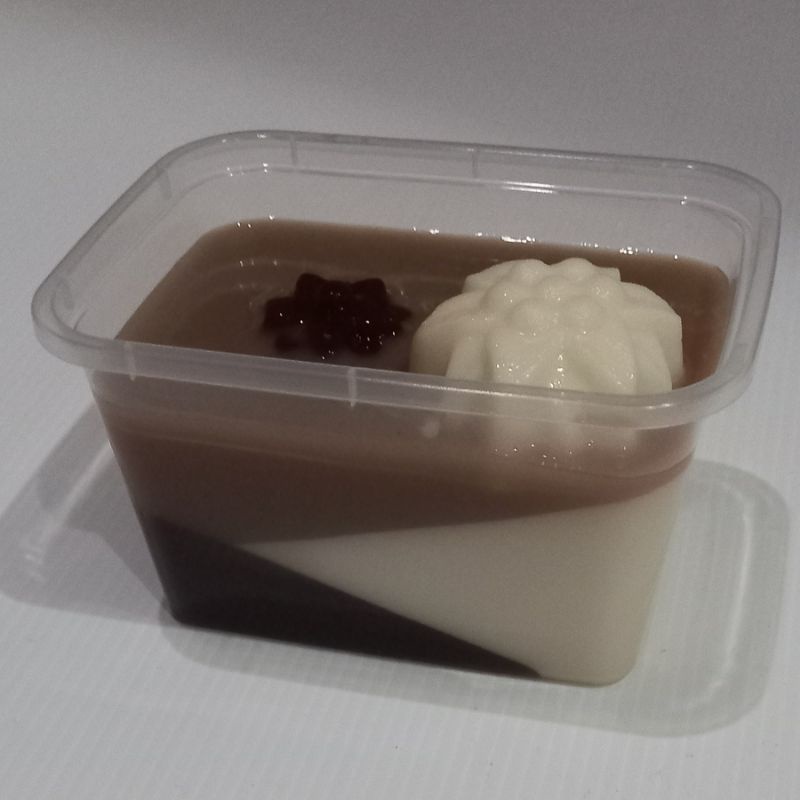 

Puding Hias Box Bisa Custom by Puding Cantik size 300 ml (6 box) dan 750 ml (2 box)