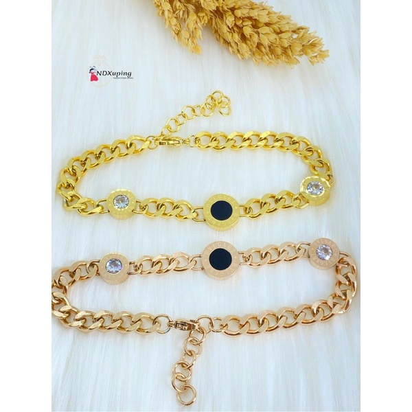 Gelang Tangan Wanita Plat Hitam Dan Permata Putih Titanium N27112103