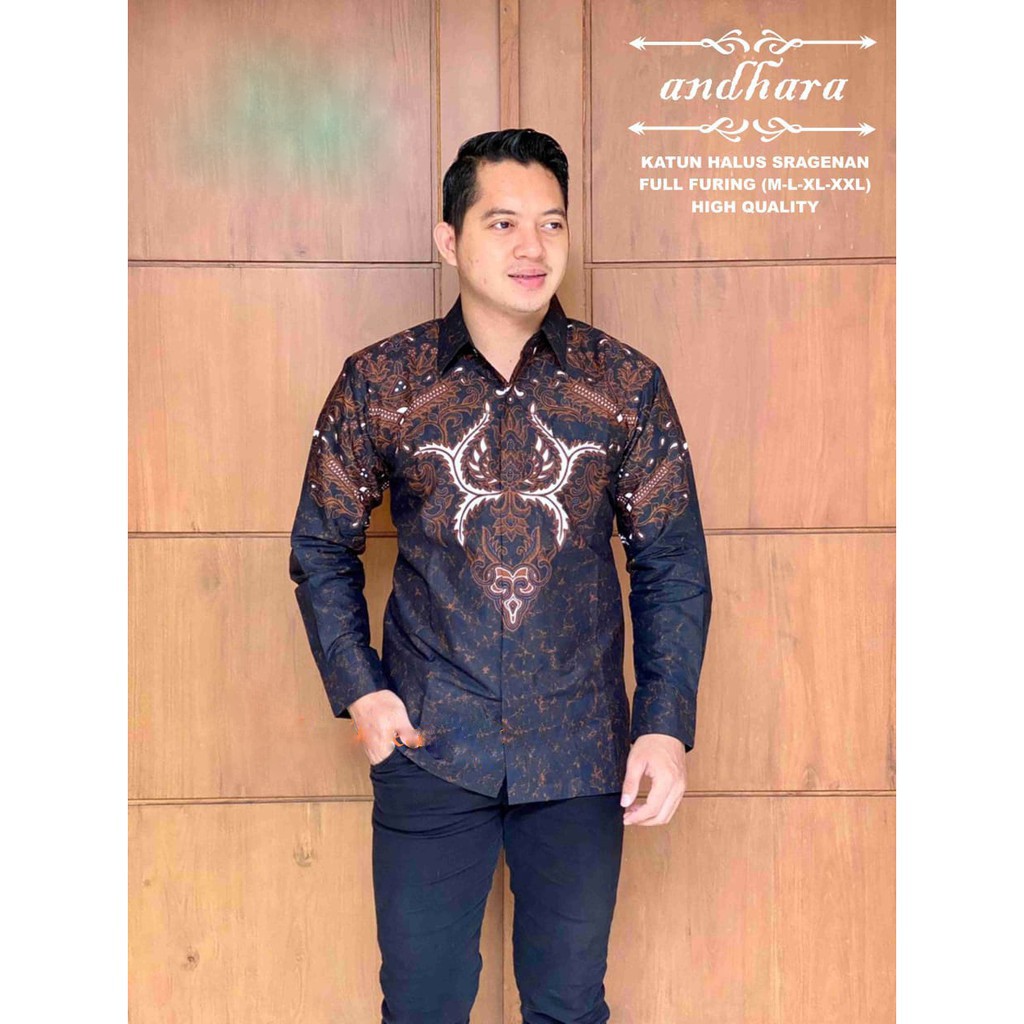 ANDHARA SOGAN BATIKSOLOAMANAH KEMEJA BATIK PRIA SOLO LENGAN PANJANG PENDEK LAPIS FURING ATASAN PREMIUM MODERN KATUN HALUS TURKEY SWIWI BANYU IJO NEW KRISNAMUKTI MERAK PROJO VAMANA ABINAYA ELANG MEWAH MODANG KUNGING SATYA KENCONO PEKSI LANGIT SM UKAIL KLA