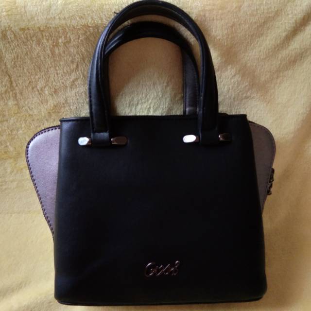 TAS WANITA GOSH PRELOVED / GOSH MURAH / GOSH ORIGINAL / KULIT / PRELOVED MURAH / TAS WANITA BAGUS