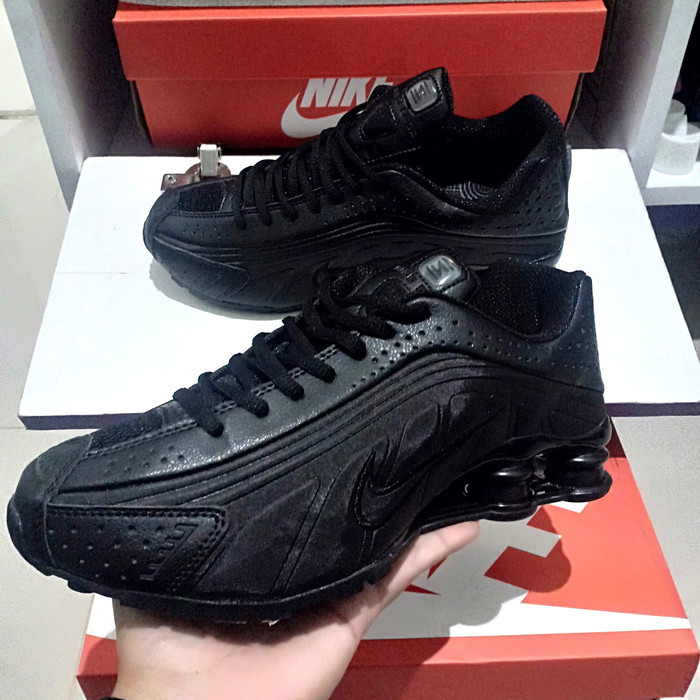 shox black