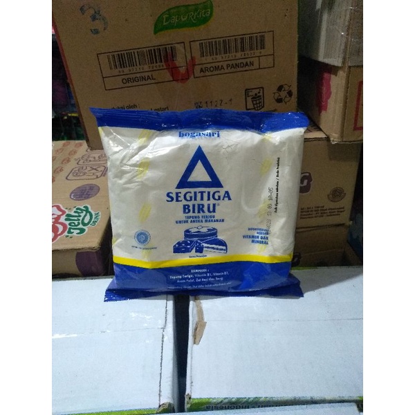 

Tepung Terigu Segitiga Biru 1/2 Kg