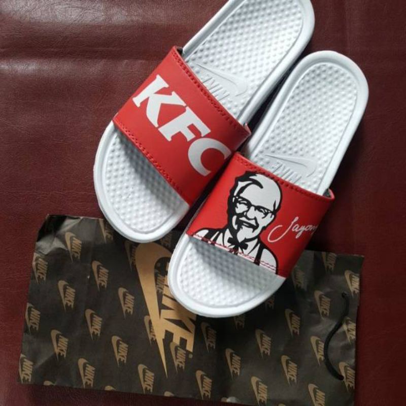 Sandal Nike X KFC Feat Stussy Slides, Sendal Nike KFC, Sandal Flip Flop nike Stussy, Sandal Nike KFC