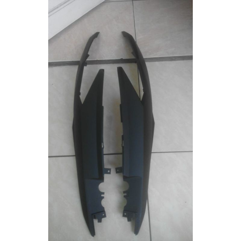 cover body belakang Beat New Beat street hitam doff