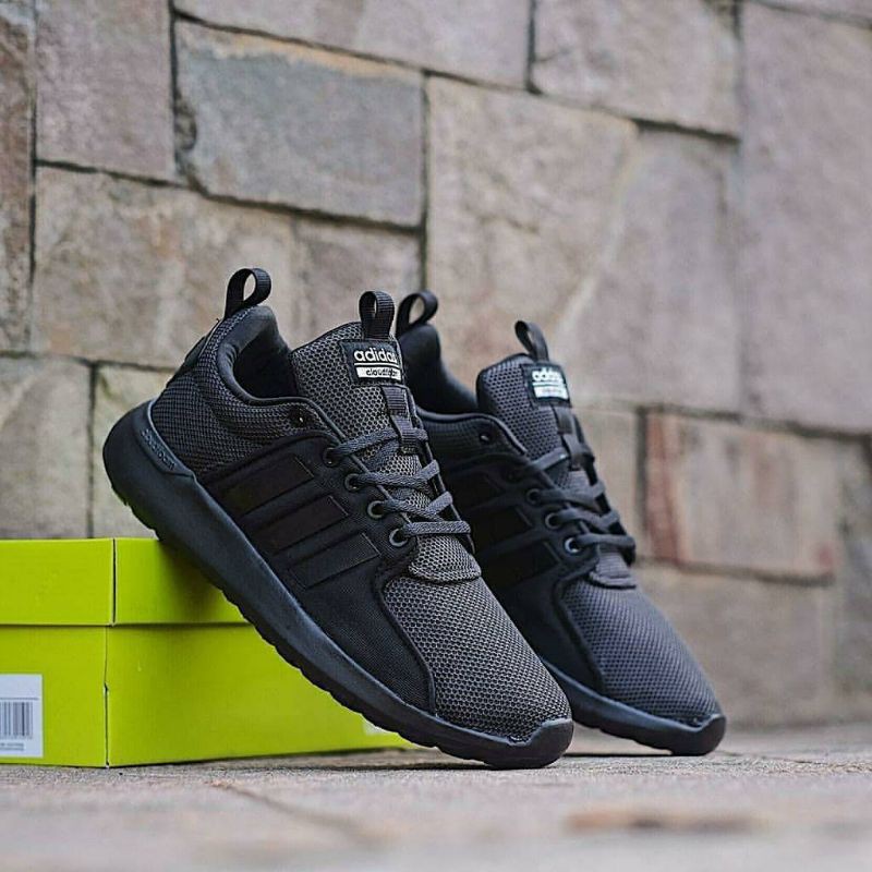 ADIDAS LITE RACER ALLBLACK