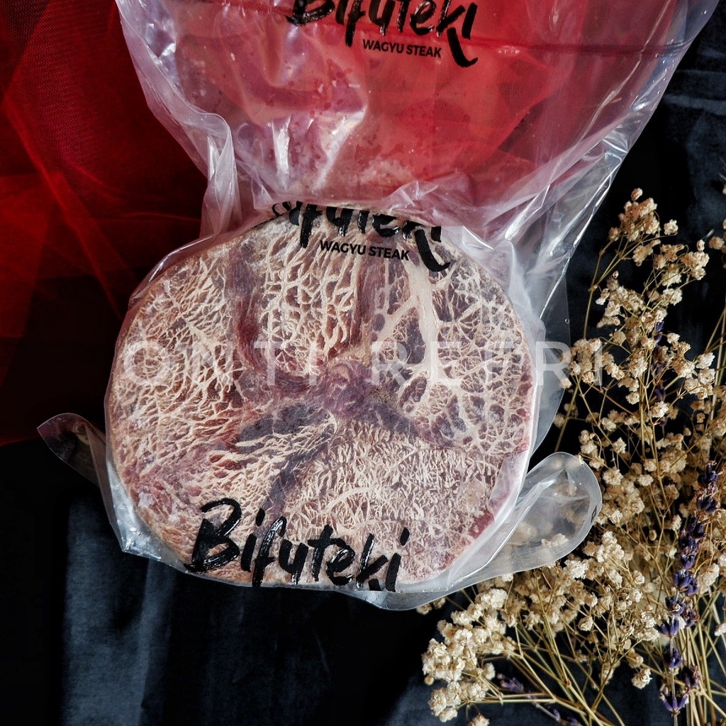 

Bifuteki Wagyu Steak 1kg // Daging Steak Wagyu Australia // Premium Wagyu Steak // Isi 5 pcs