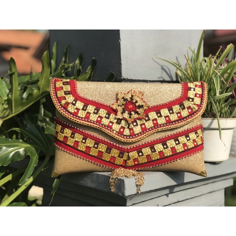 Tas/ Bag/ Poch/ Cluth/ Dompet/ Dompet Pesta/ Tas Pesta/ Cluth Pesta/ Tas Jinjing/ Etnik Lampung/
