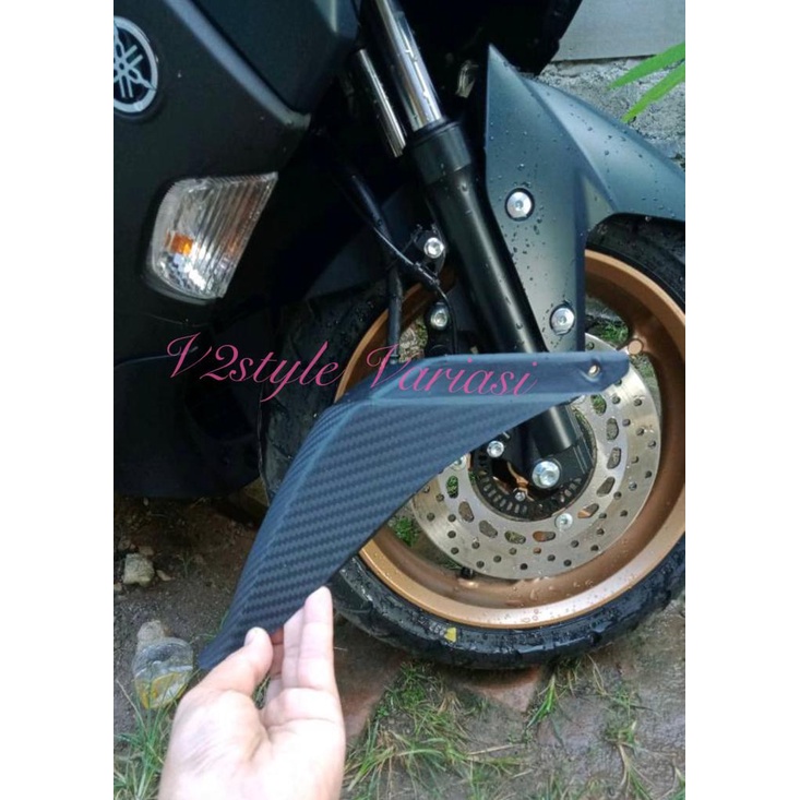 SAMBUNGAN SPAKBOARD NMAX BARU LAMA + BAUT SPAKBOR DEPAN belakang ORIGINAL SAMBUNGAN SPAKBOR DEPAN YAMAHA ALL NMAX OLD DAN NMAX NEW SET FREE BAUT PNP LANGSUNG SAMBUNGAN NMAX FULL KARBON NEW Mudflap Mud Flap Nmax Bahan Plastik BREKET KUMIS PLAT NOMOR