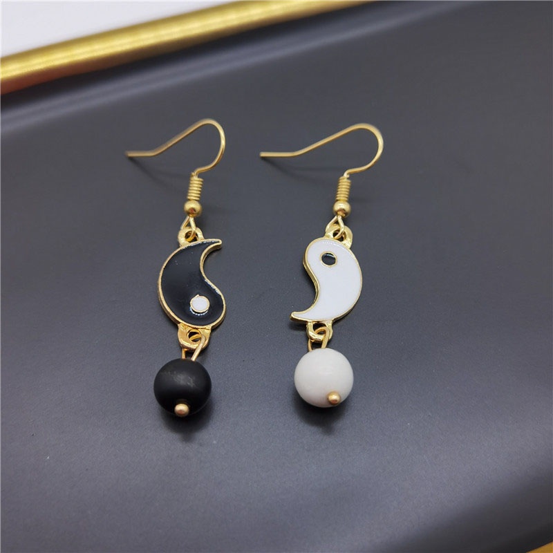 Anting Tusuk Perak Tai Chi Hitam Putih Gaya Cina Rangkaian Gosip Aksesoris Fashion Wanita Earrings- olo