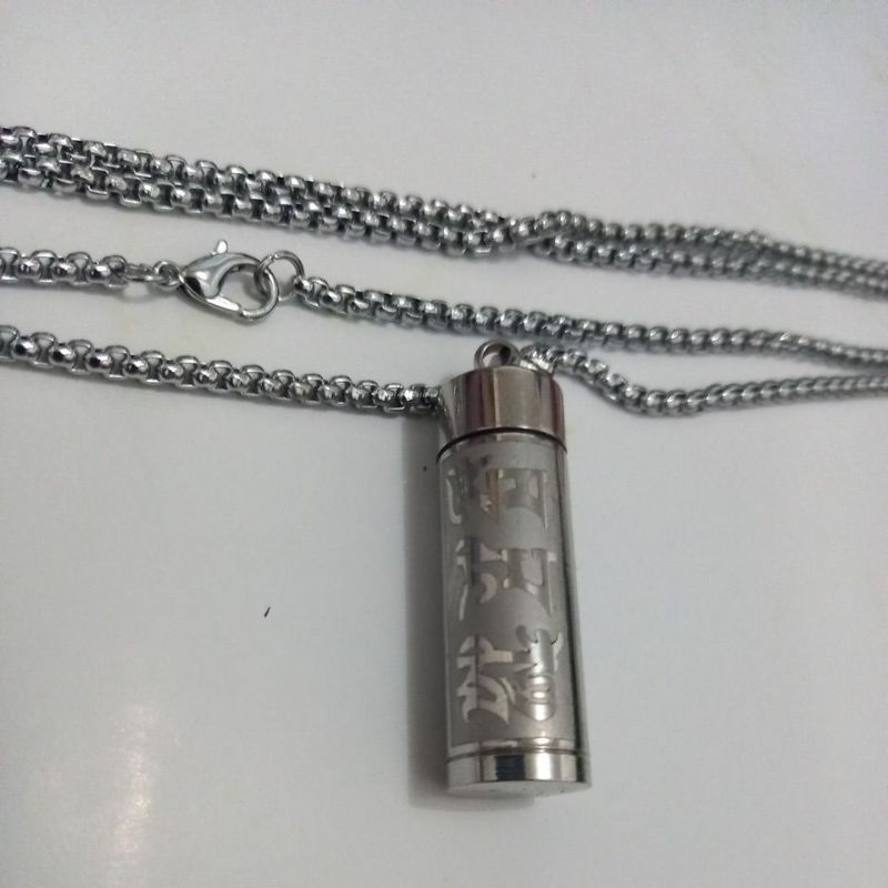 kalung liontin titanium tabung