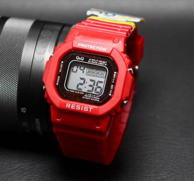 Jam Tangan Q&amp;Q Digital Strap Rubber Water Resist.