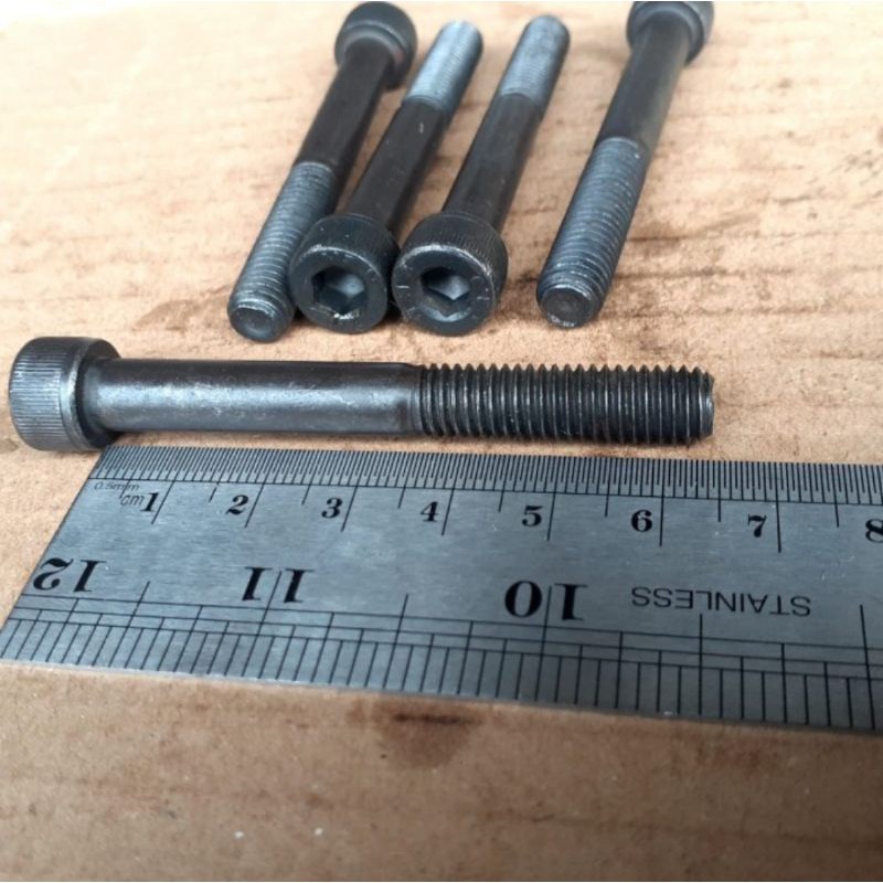 BAUT L M8X65 BAJA / BAUT L BAJA M8 X 65 / BAUT L BAJA M8X65 BAUT L 8X65 (6,5CM) HALF DRAT KUNCI L6 /