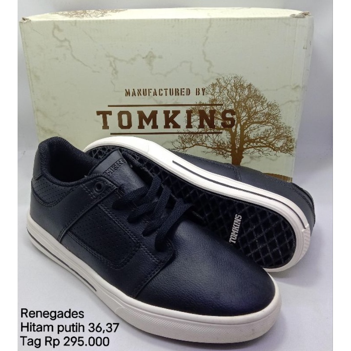 (Size 36,37) RENEGADES SEPATU SEKOLAH ANAK TOMKINS