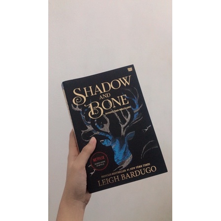 Preloved shadow and bone