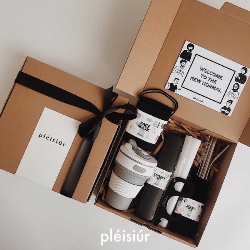 

Hampers Parcel New Normal Healthy Kit
