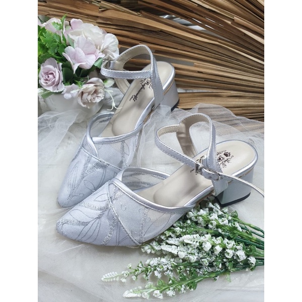 sepatu Cindy silver tali tinggi 5cm hak tahu