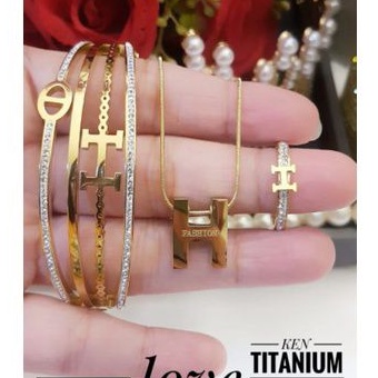 TiTanium set perhiasan wanita E05