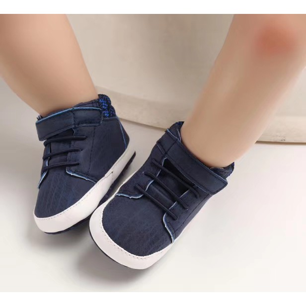 HappyOliver C562 KEVIN Sepatu Prewalker Casual Anti Selip Sol Halus Aksen Bunga untuk Bayi 0-18 Bulan