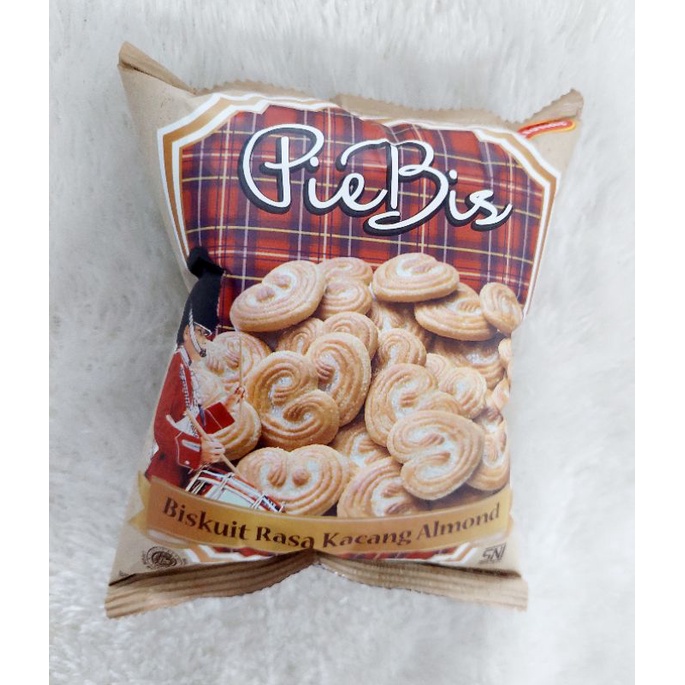 PieBis  Biskuit Rasa Kacang Almond 42gr x 10 pcs