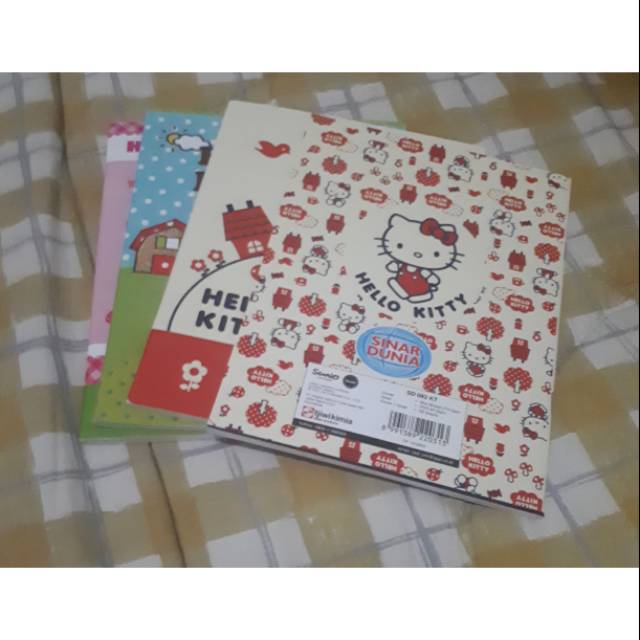 

Buku tulis sinar dunia