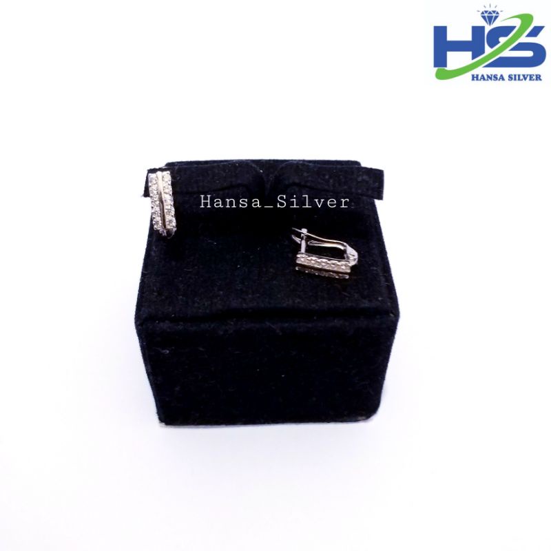 Anting Perak Asli Silver 925 Lapis Emas Putih Model Jepit Dua Baris Permata - Perhiasan Perak Wanita