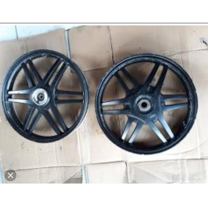 velg spin 125 gigi 20 depan belakang original (seken)