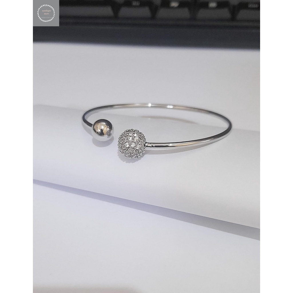 Gelang Model Terbaru/Elastis bisa dibesar dan dikecilkan sesuai keinginan.