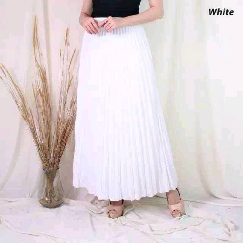 ROK PLISKET PUTIH PREMIUM TEBAL KOSHIBO CREPE / KOREAN CREPE / MOUMBLE CREPE PREMIUM PUTIH BERSIH PUTIH TULANG