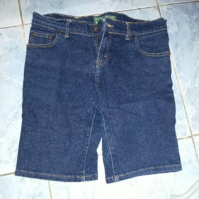 Preloved celana point one